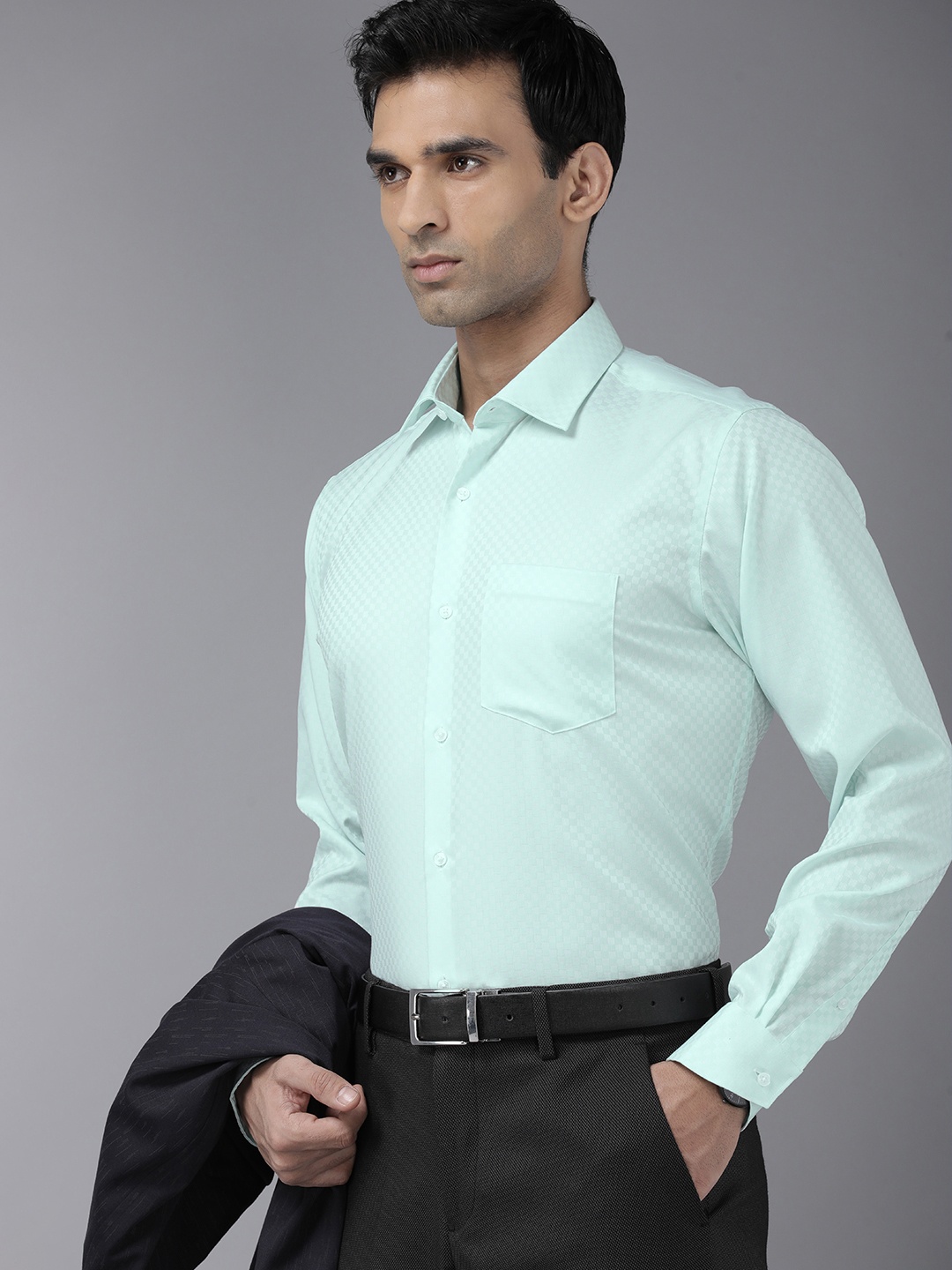 

Van Heusen Men Regular Fit Opaque Checked Formal Shirt, Blue