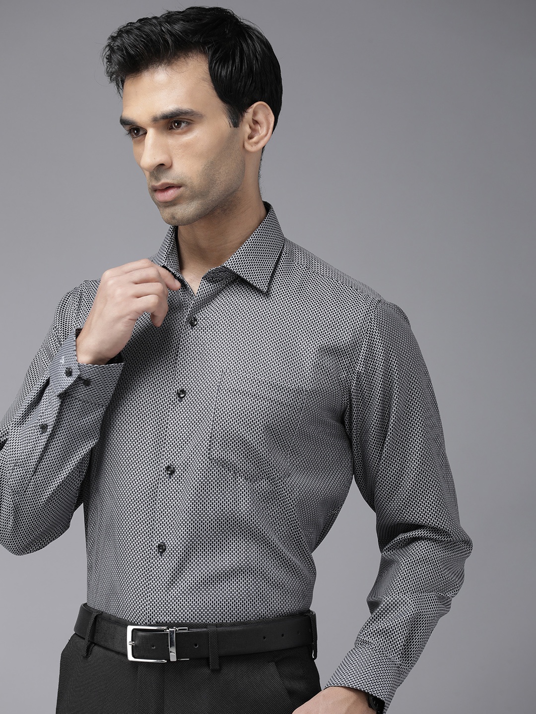 

Van Heusen Men Micro Checks Pure Cotton Formal Shirt, Charcoal