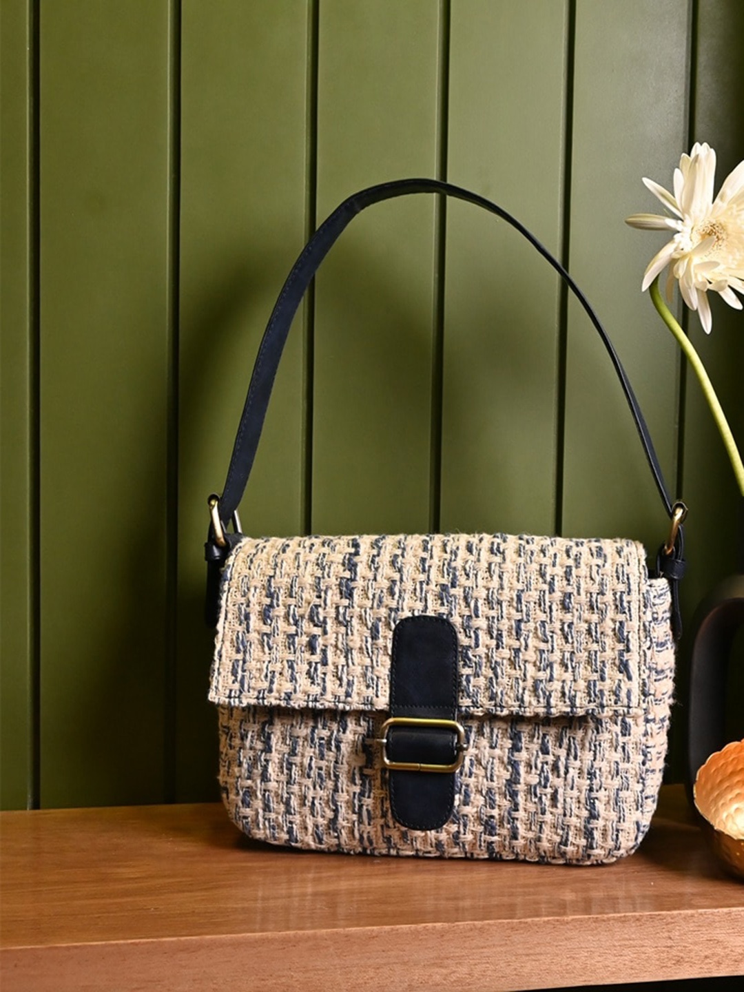 

Visual Echoes Structured Handheld Bag, Blue
