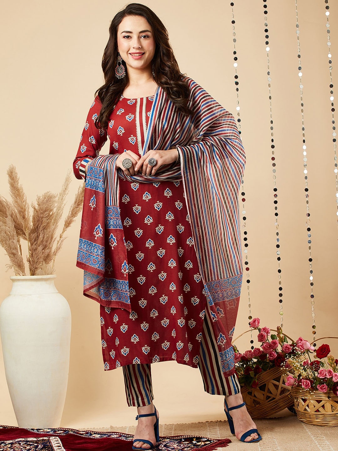 

KALINI Women Red Ethnic Motifs Printed Regular Gotta Patti Kurta with Trousers & With Dupatta