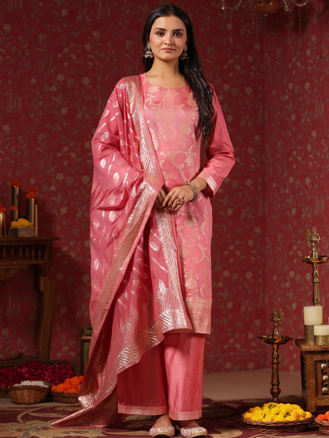 

Ishin Ethnic Motifs Printed Regular Zari Kurta With Trousers & Dupatta, Pink