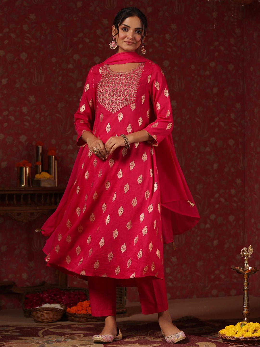 

Ishin Ethnic Motifs Yoke Design Regular Kurta With Trousers & Dupatta, Magenta