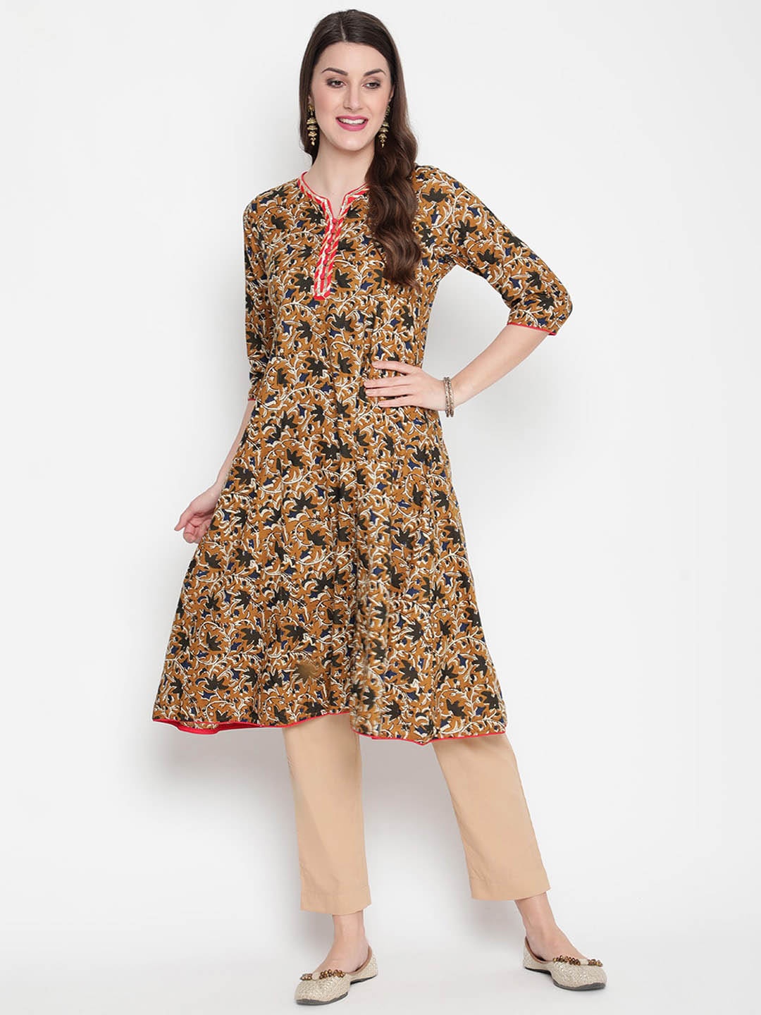 

SAVI Floral Printed A-Line Cotton Kurta, Beige