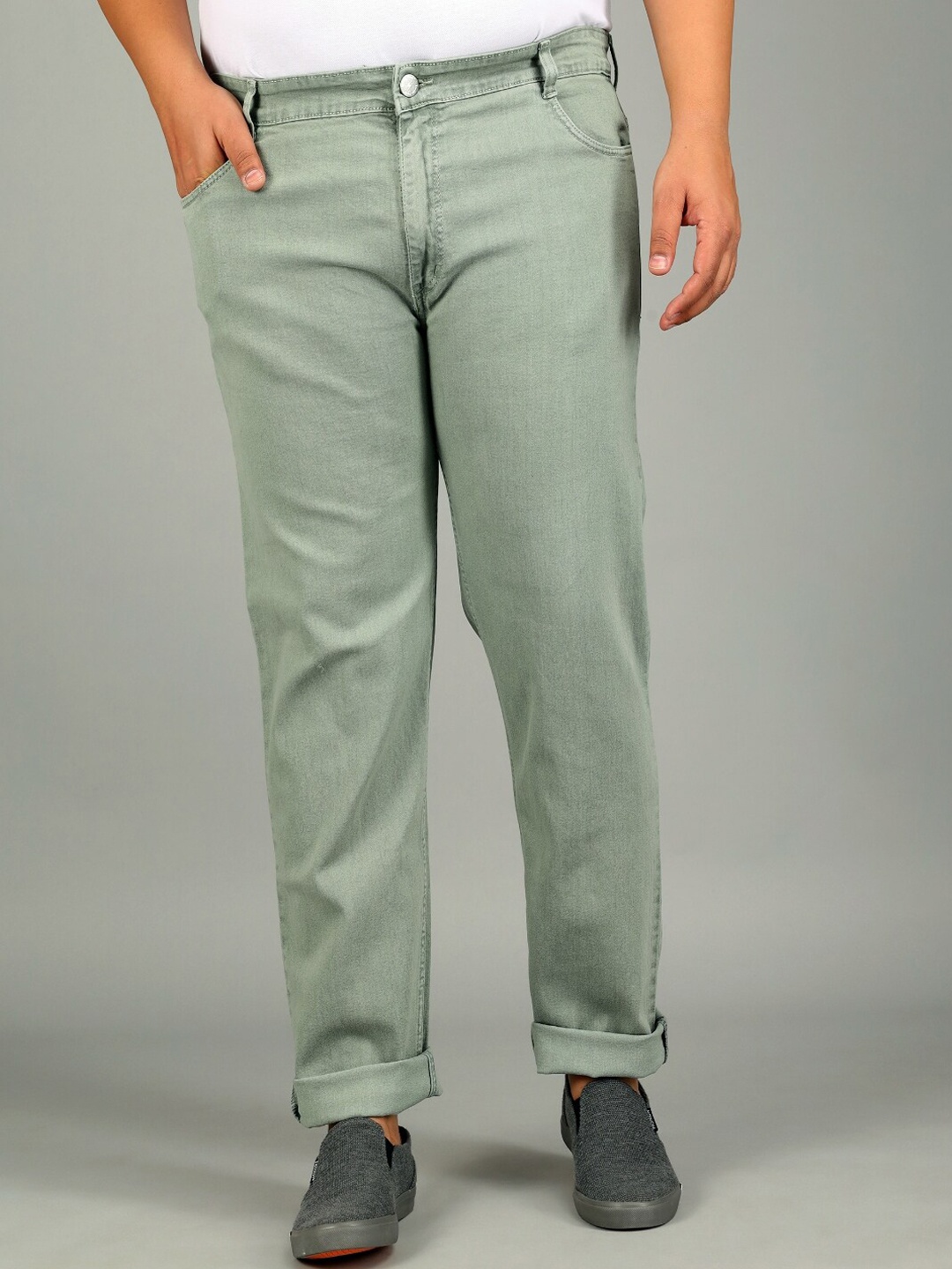 

STUDIO NEXX Men Relaxed Fit Clean Look Stretchable Jeans, Olive