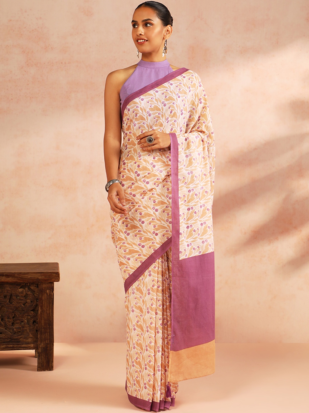 

Taneira Floral Printed Pure Cotton Saree, Brown