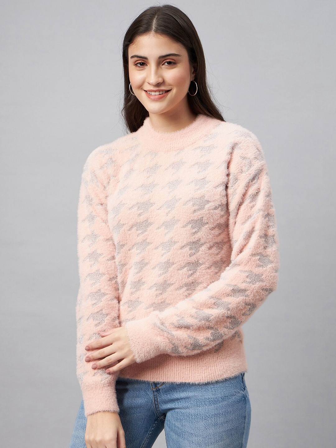 

Club York Boucle Self Design Acrylic Pullover, Peach