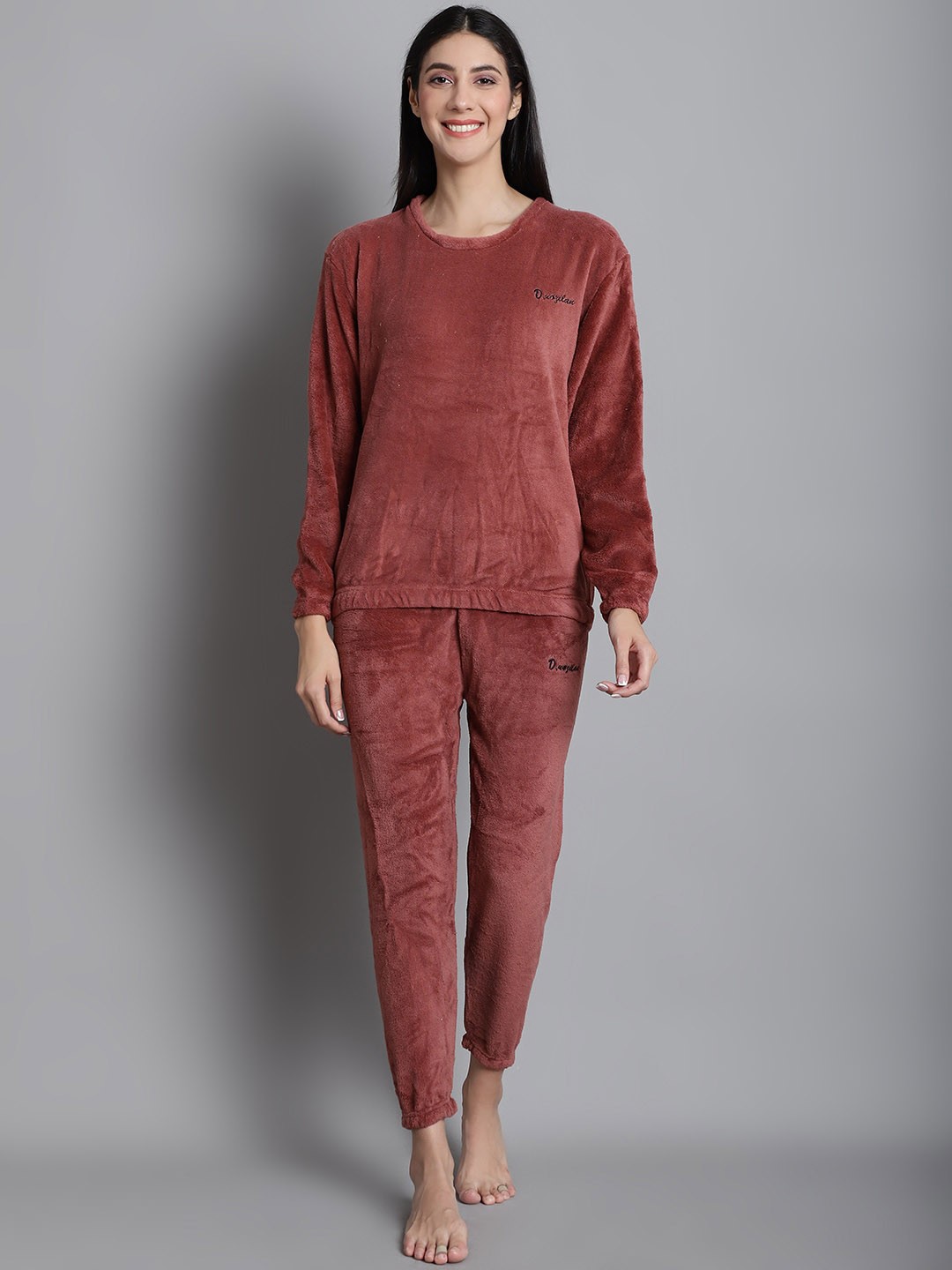 

GRACIT Round Neck Night suit, Brown