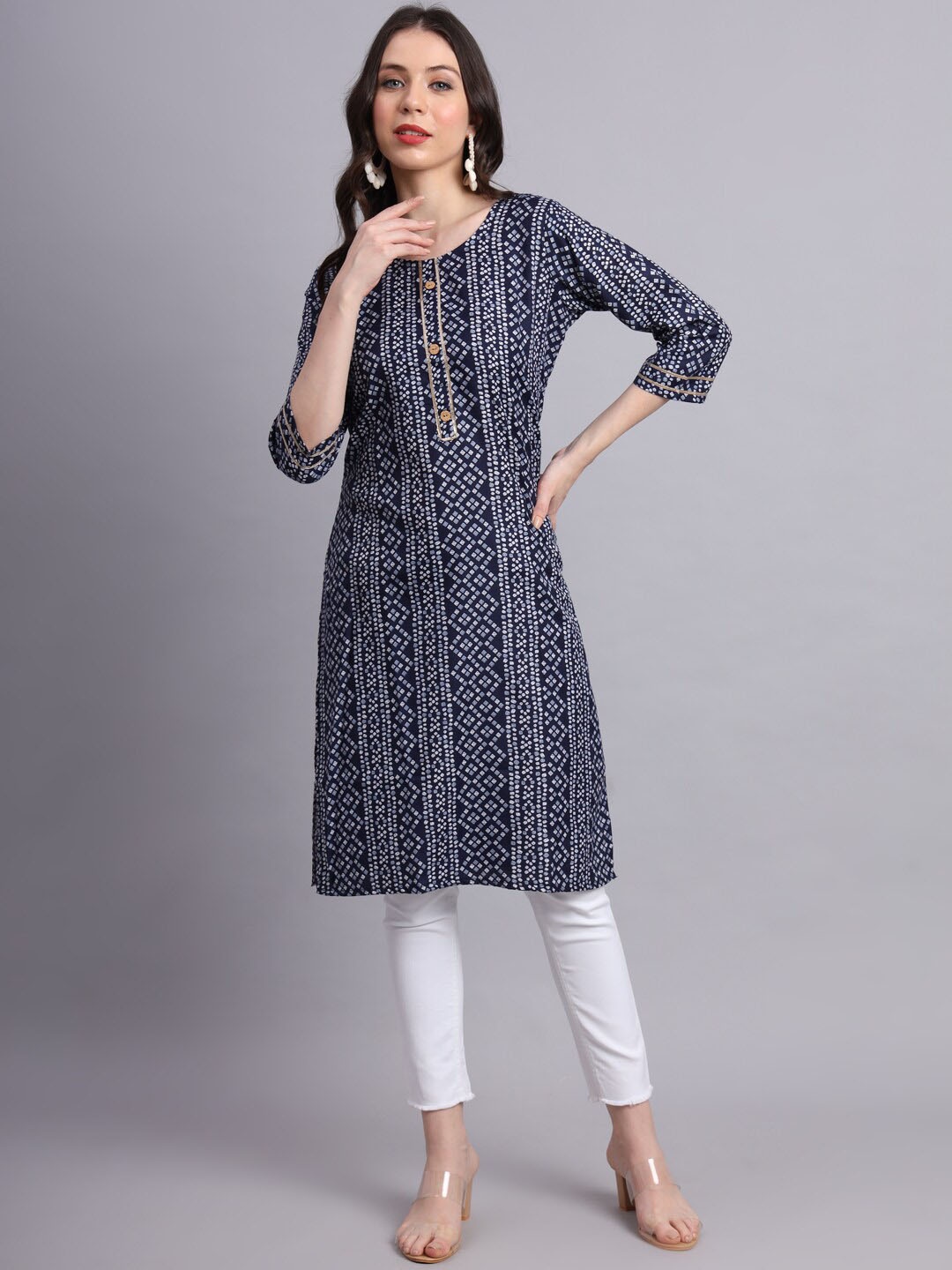 

FABDYOR Bandhani Printed Round Neck Three-Quarter Sleeves Pure Cotton Straight Kurta, Blue