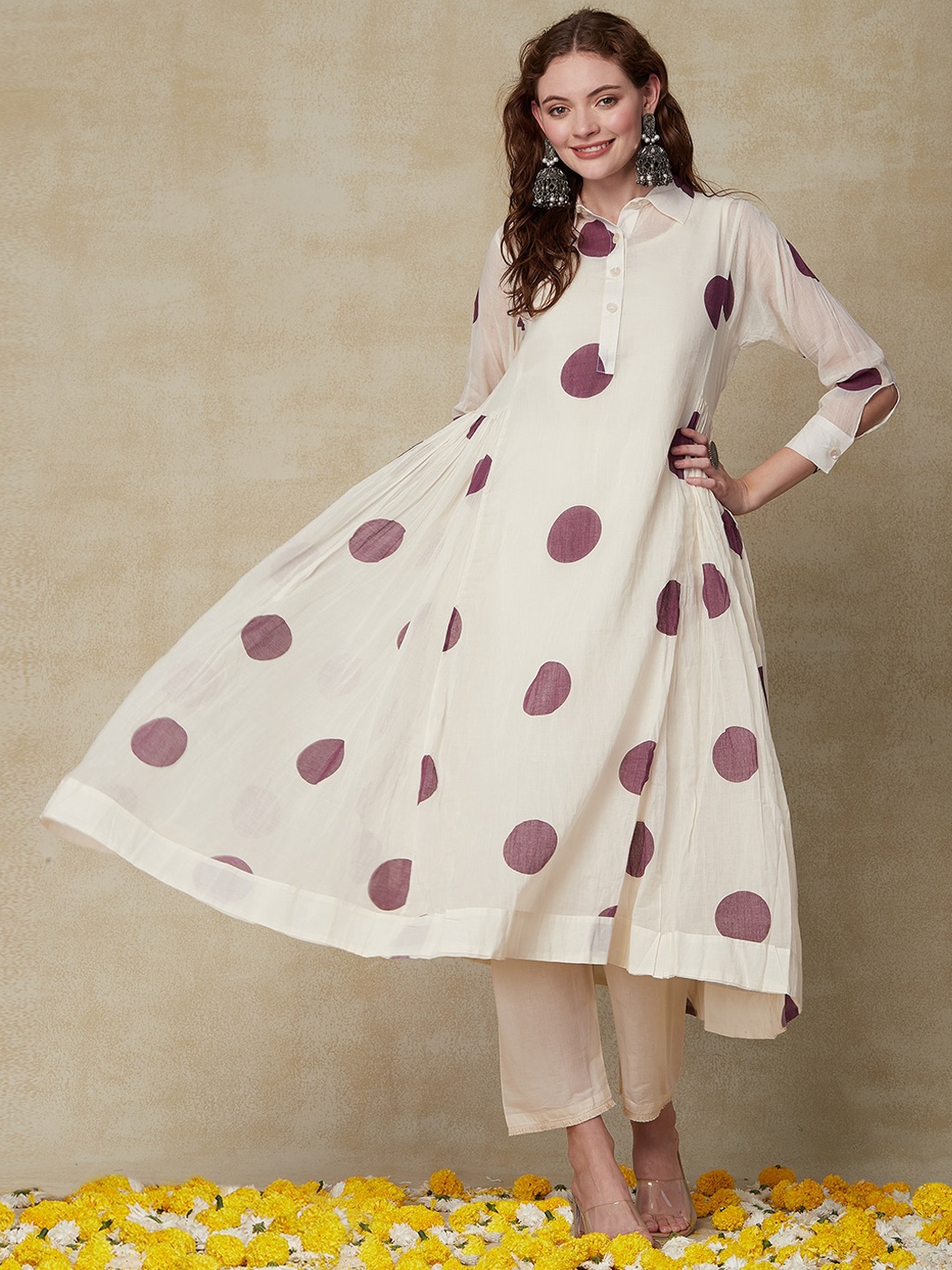 

Envy Me by FASHOR Polka Dot Printed Shirt Collar Pleated Kurta With Trouser, Off white