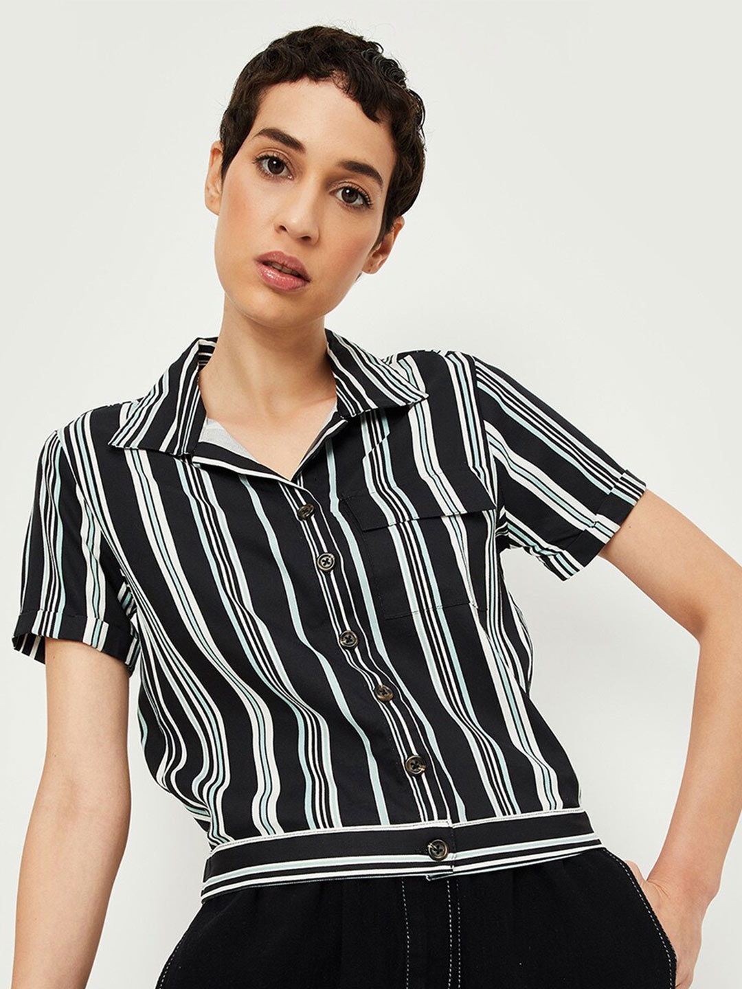 

max Striped Spread Collar Crop Casual Shirt, Black