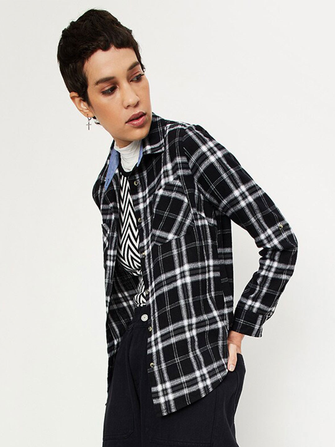 

max Checked Classic Cotton Casual Shirt, Black