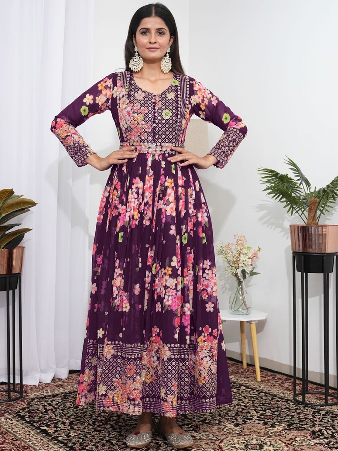 

BLACK SCISSOR Floral Printed Georgette Maxi Ethnic Gown With Belt, Burgundy