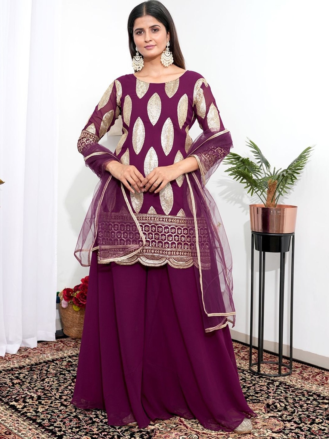

BLACK SCISSOR Ethnic Motifs Embroidered Sequinned Straight Kurti & Palazzos With Dupatta, Purple