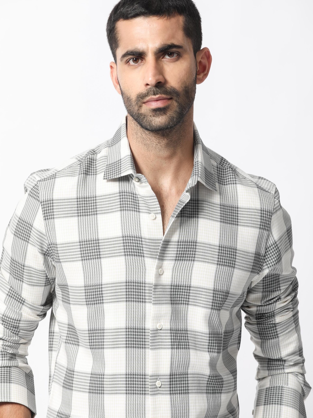 

RARE RABBIT Men Ventura Slim Fit Gingham Checked Shirt, Off white