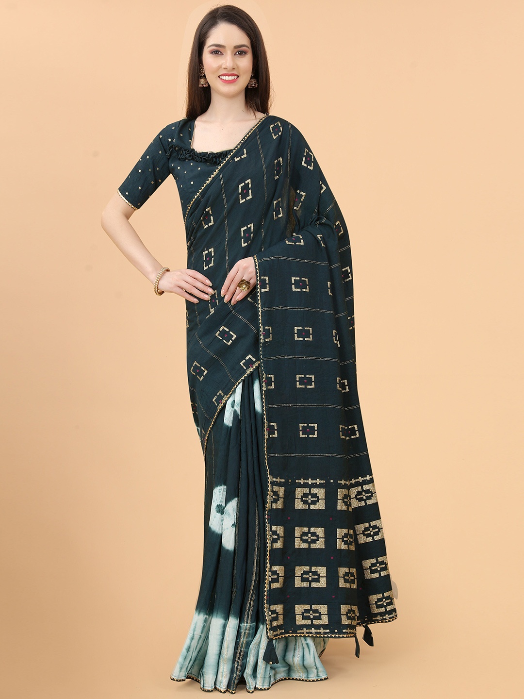 

VEECHIS Geometric Printed Gotta Patti Saree, Blue