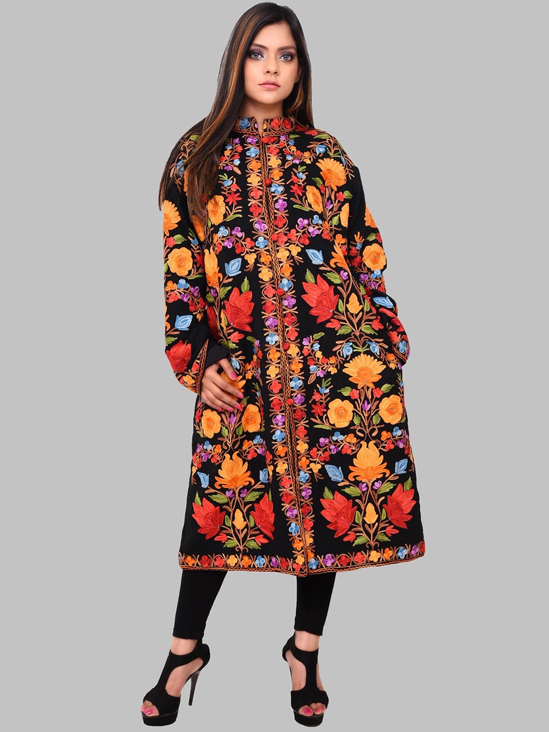 

CRAFTBAZAR Floral Embroidered Kashmiri Kurtas, Black