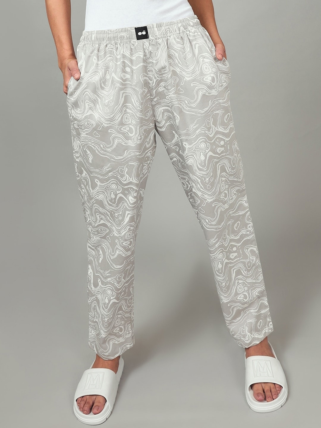 

Bewakoof Women Printed Cotton Lounge Pant, Grey