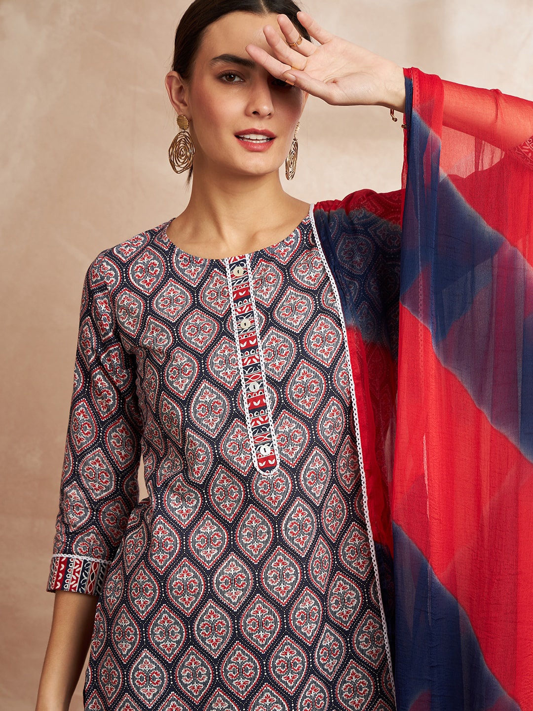 

all about you Ethnic Motifs Printed Regular Pure Cotton Kurta with Trousers & With Dupatta, Blue