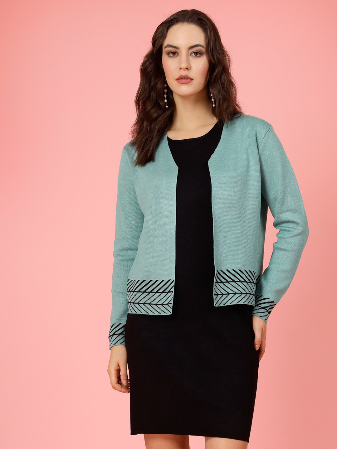 

Mafadeny Round Neck T-shirt Dress & Printed Shrug, Green