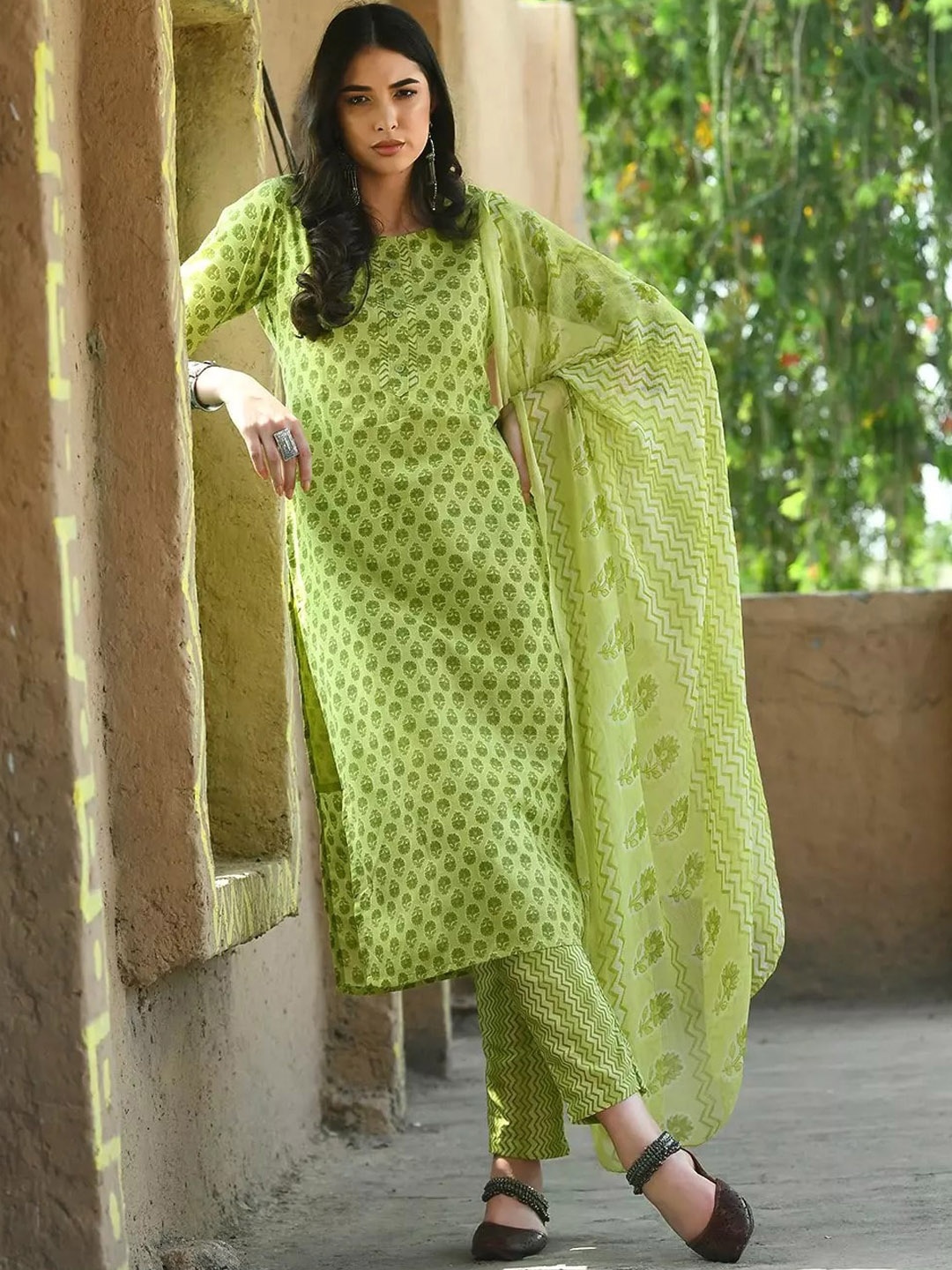 

KALINI Floral Printed Pure Cotton Kurta with Palazzos & Dupatta, Green