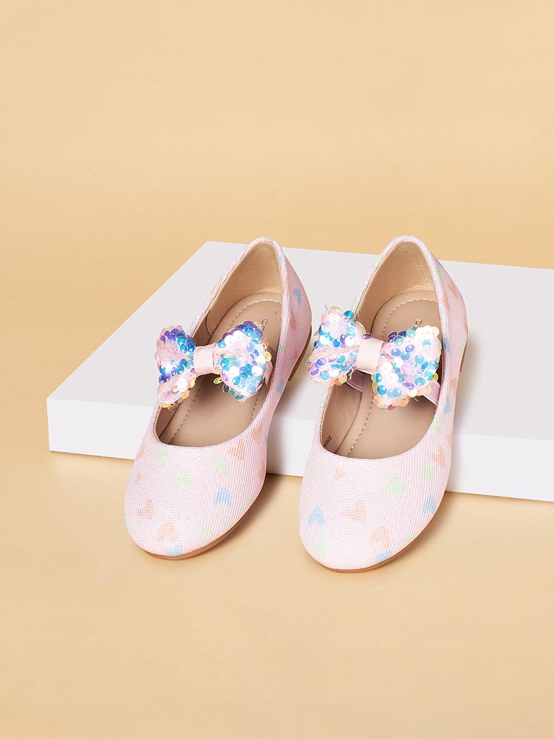 

Pantaloons Junior Girls Bow Embellished Round Toe Ballerinas, Pink