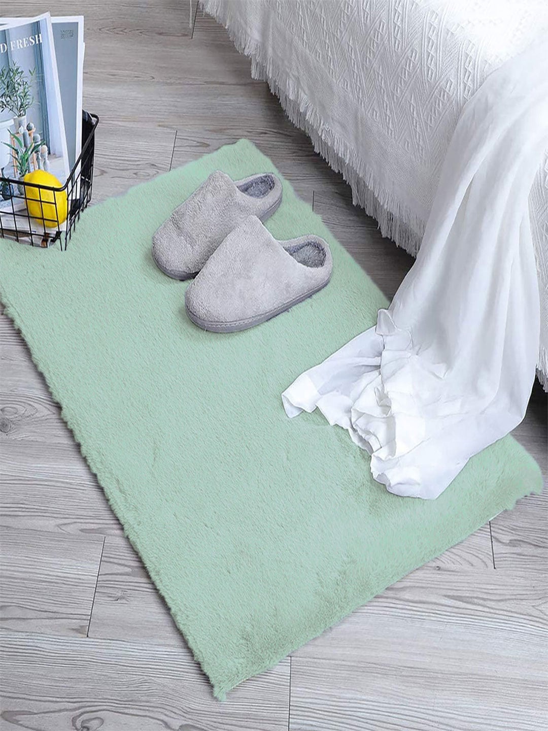 

LUXEHOME INTERNATIONAL Blue Polyfiber 1000 GSM Bath Rugs