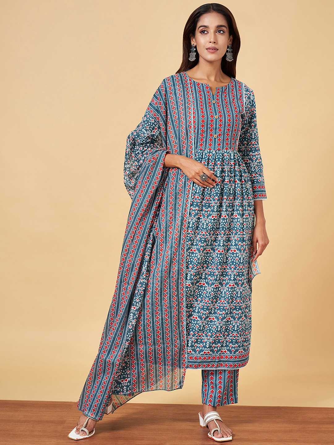 

YU by Pantaloons Ethnic Motifs Printed Pleated Pure Cotton Kurta & Palazzos With Dupatta, Blue