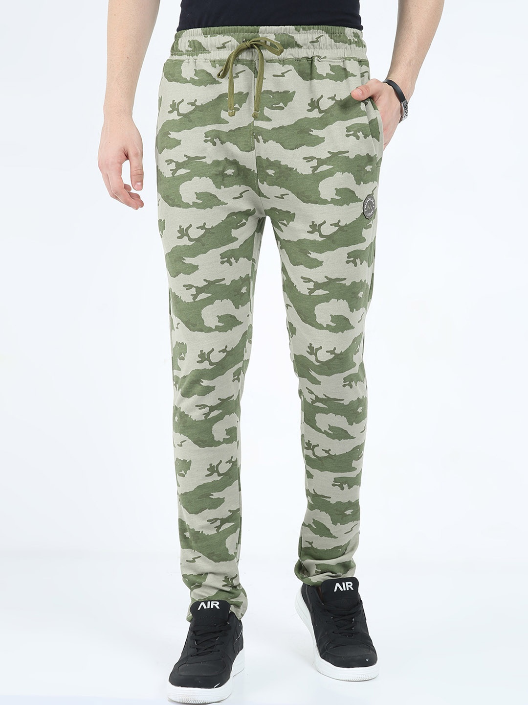 

Masculino Latino Men Camouflage Printed Rapid-Dry Cotton Track Pants, Green