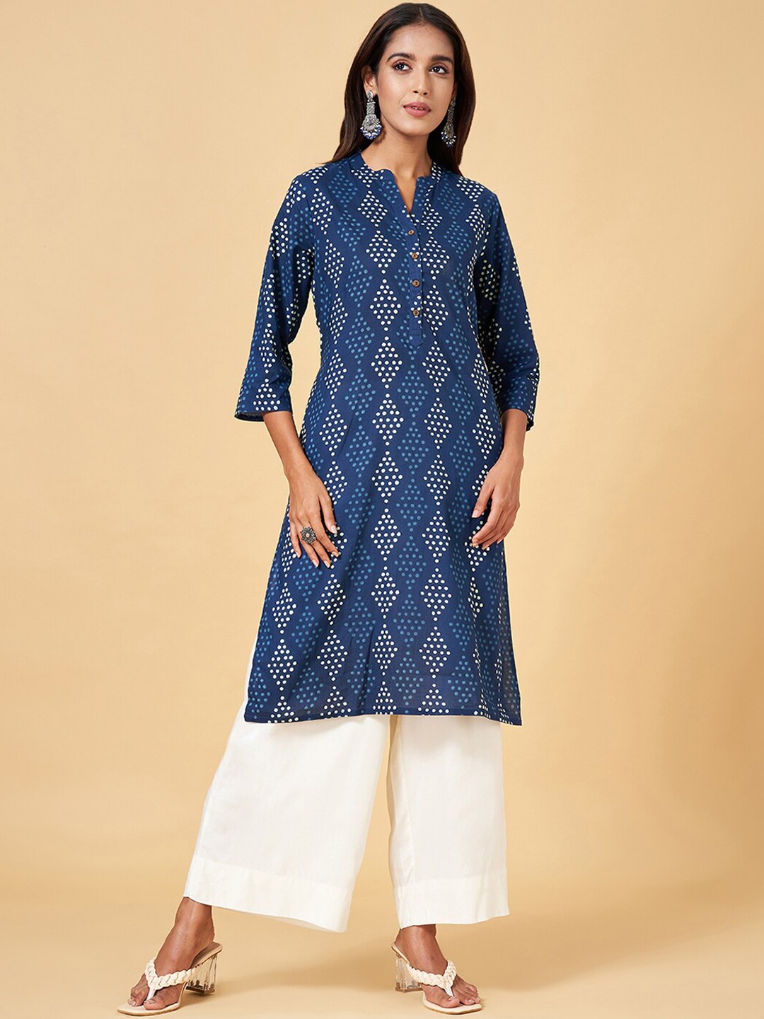 

RANGMANCH BY PANTALOONS Geometric Printed Mandarin Collar Cotton A-Line Kurta, Blue