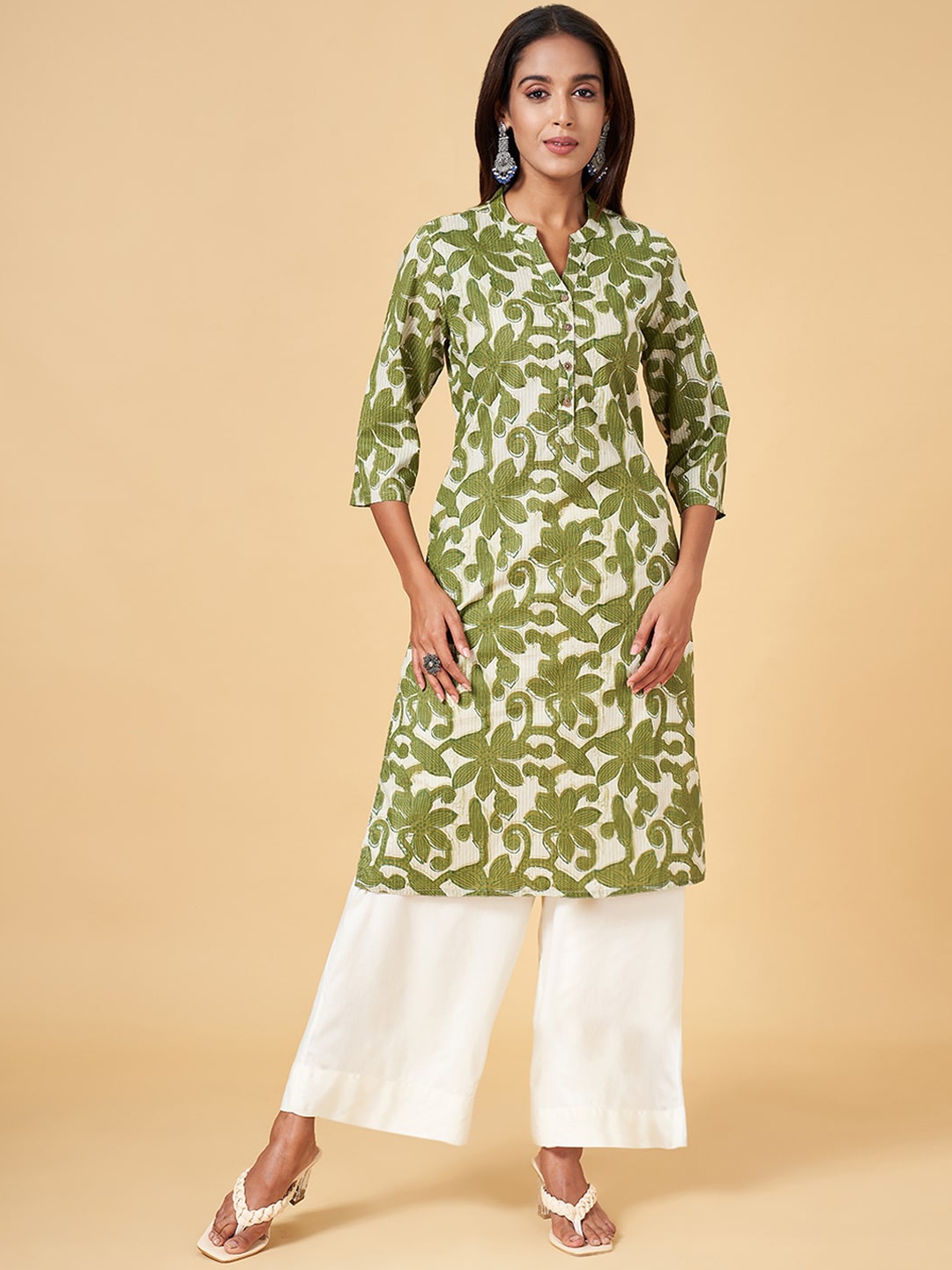 

RANGMANCH BY PANTALOONS Floral Printed Mandarin Collar Cotton Straight Kurta, Olive
