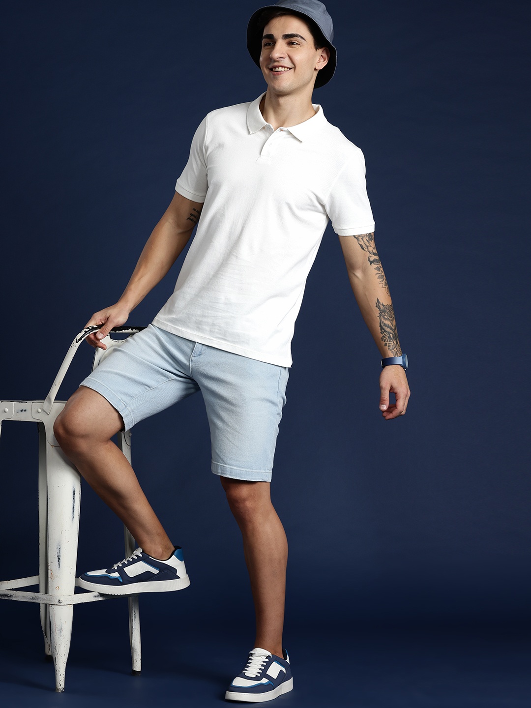 

Mast & Harbour Men Solid Regular Fit Polo Collar T-shirt, Off white