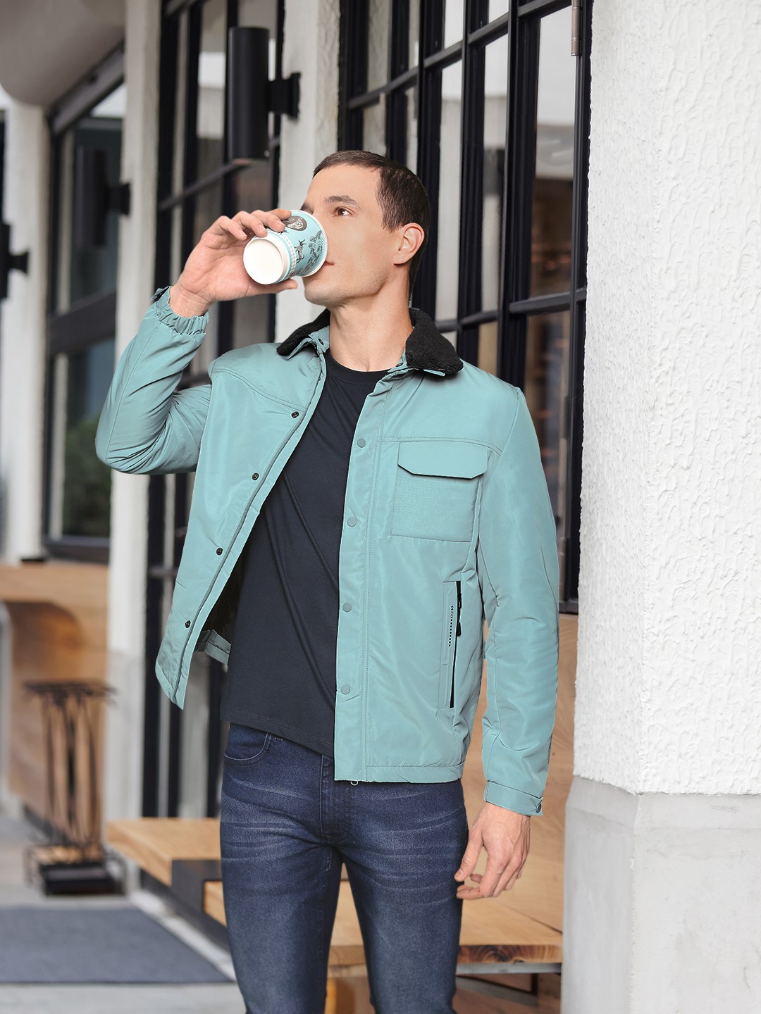 

Fort Collins Lightweight Pocket Detail Sporty Jacket, Blue