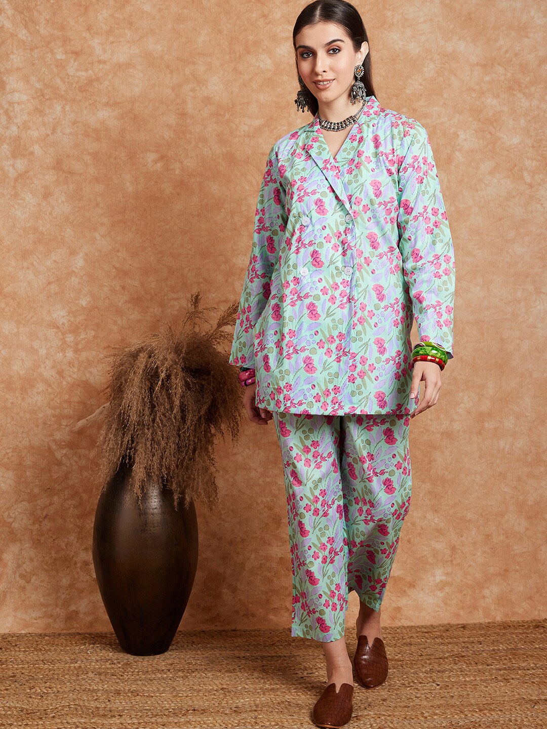 

Sangria Printed Pure Cotton Shirt With Trousers, Turquoise blue
