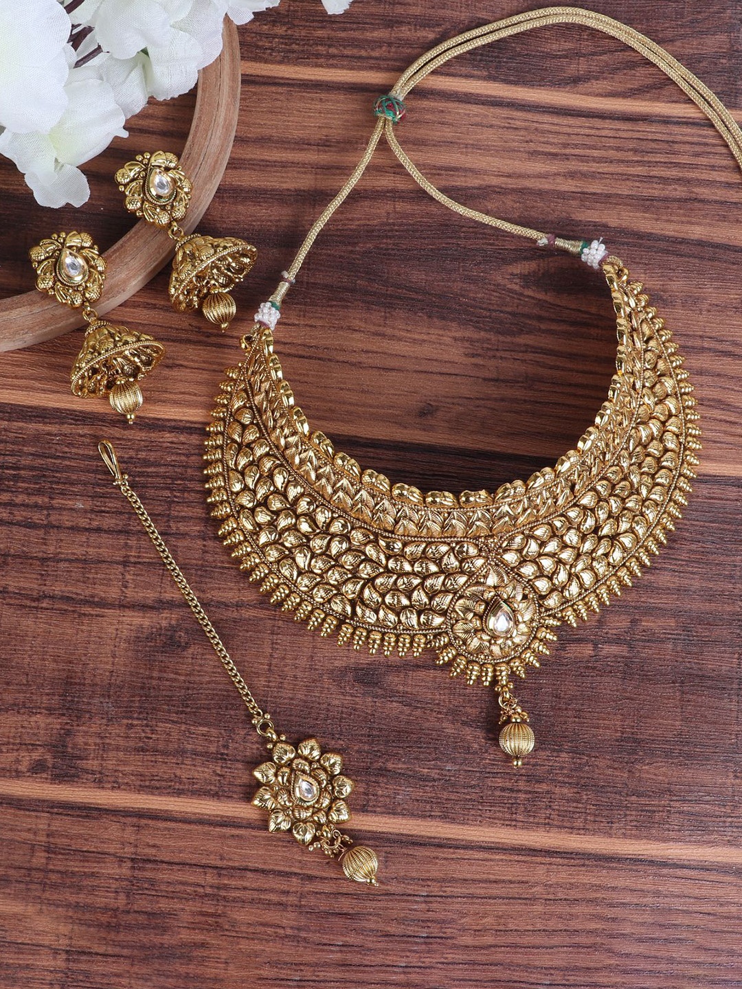 

FIROZA Gold-Plated Kundan-Studded Necklace & Earrings With Maang Tika