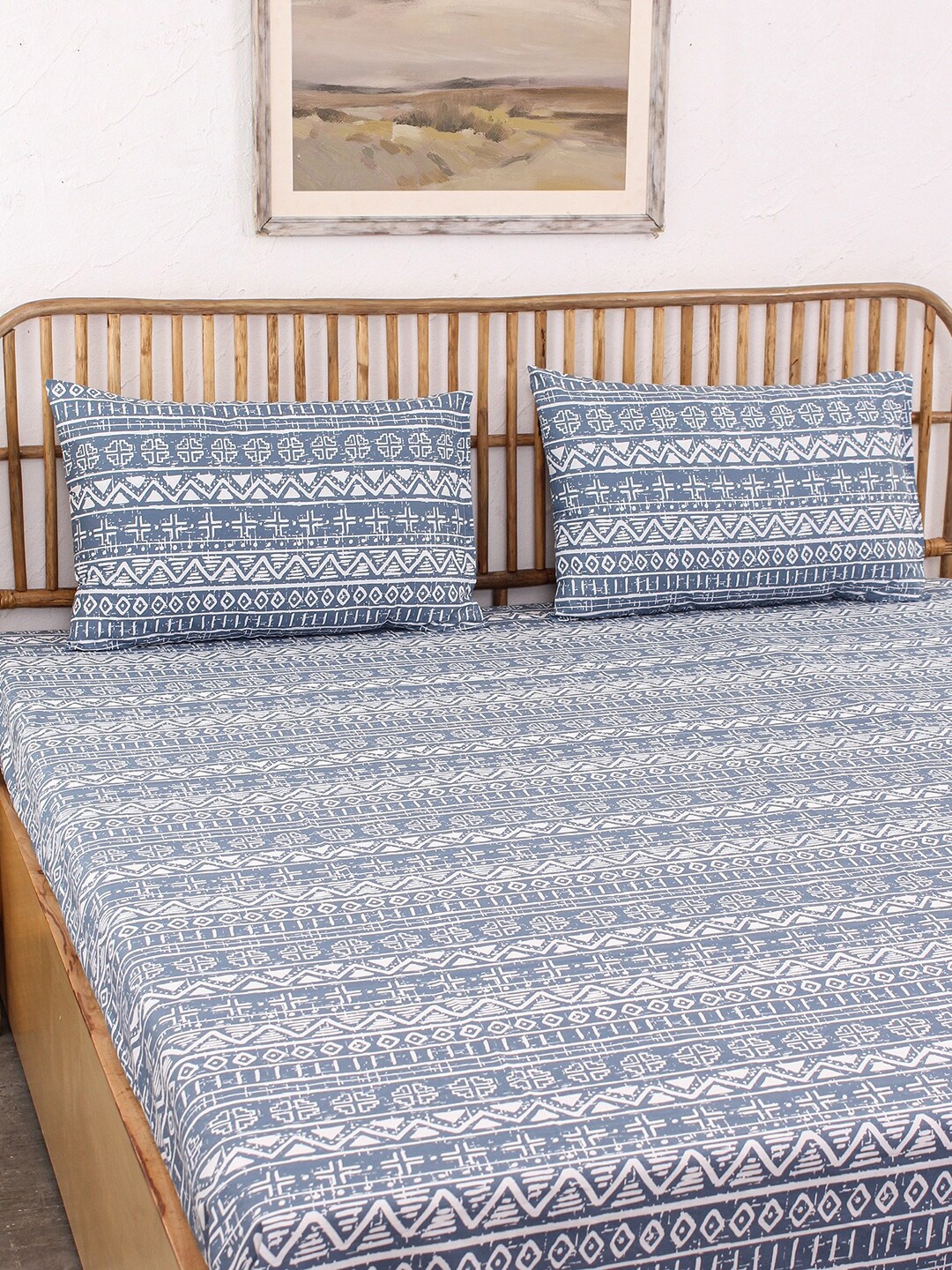 

House This Kullu Patti Blue Printed Cotton 144 TC Fitted Queen Bedsheet & 2 Pillow Covers