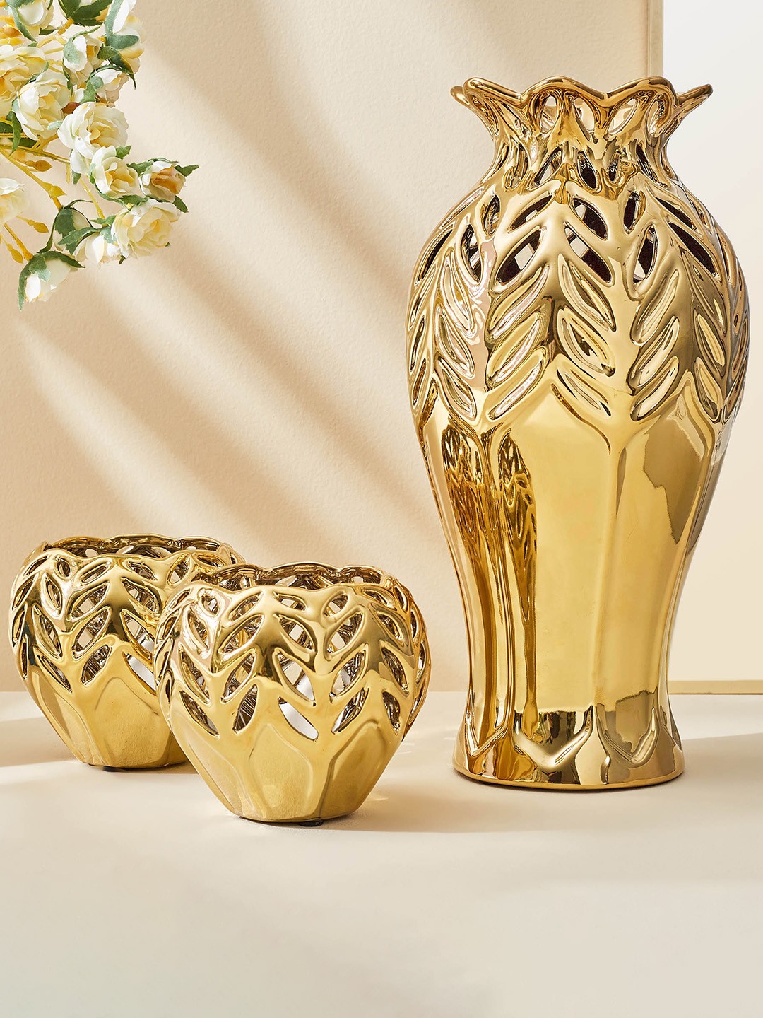 

Home Centre Stellar Fantasy 3 Pcs Golden Vase With T-Light Holder, Gold