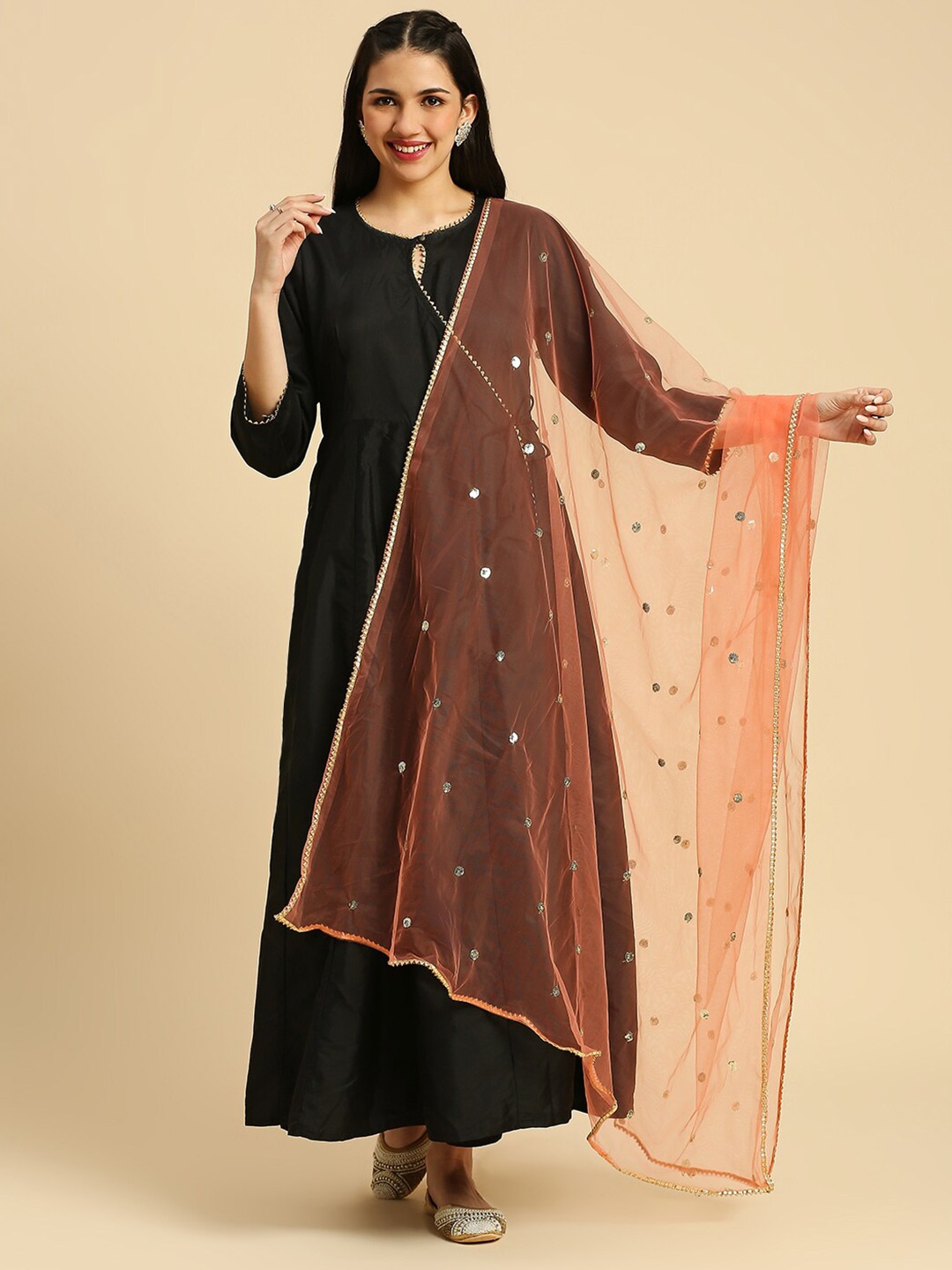 

Dupatta Bazaar Embellished Sequinned Net Dupatta, Peach