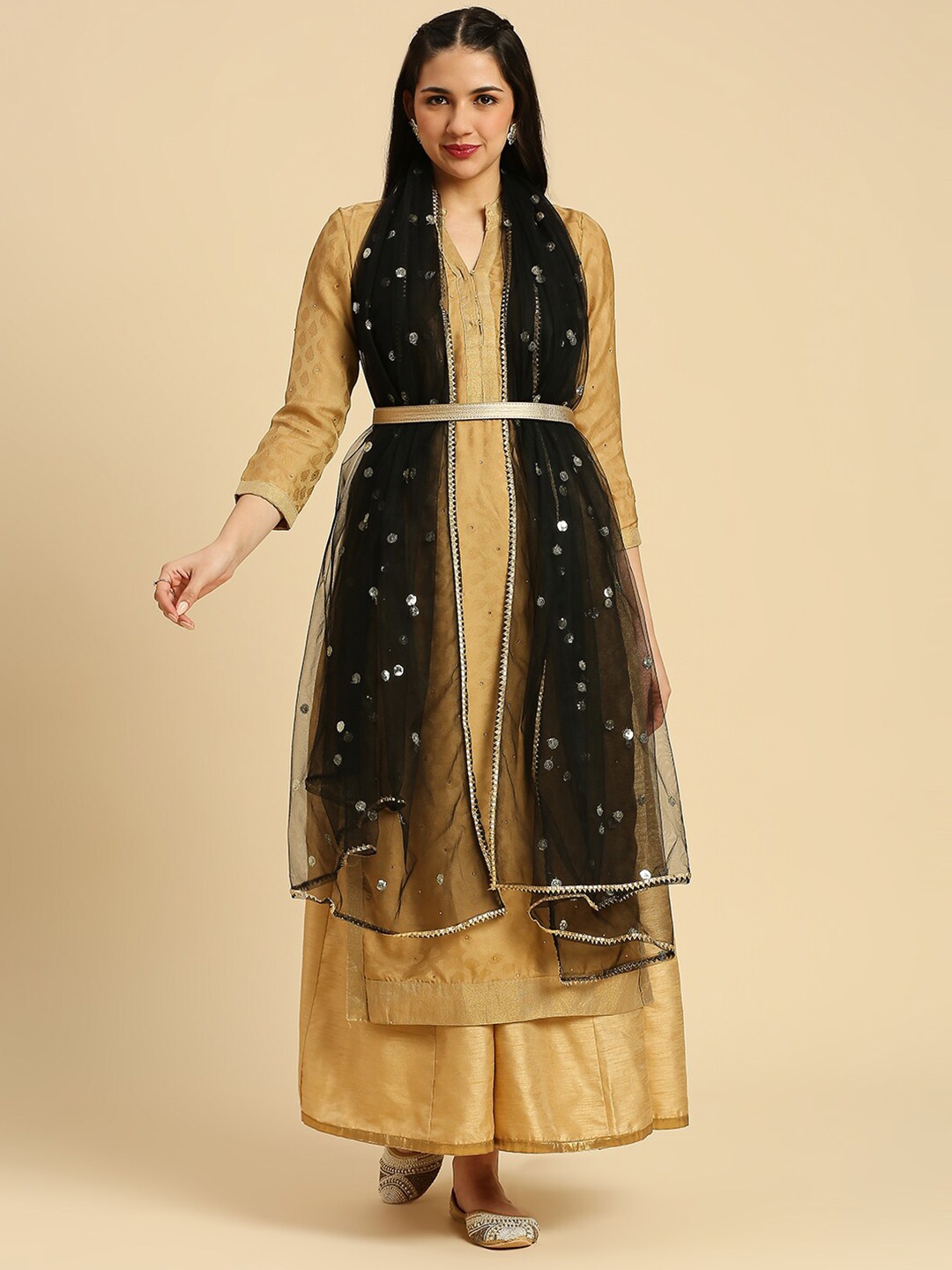 

Dupatta Bazaar Polka Dots Embroidered Sequinned Net Dupatta, Black