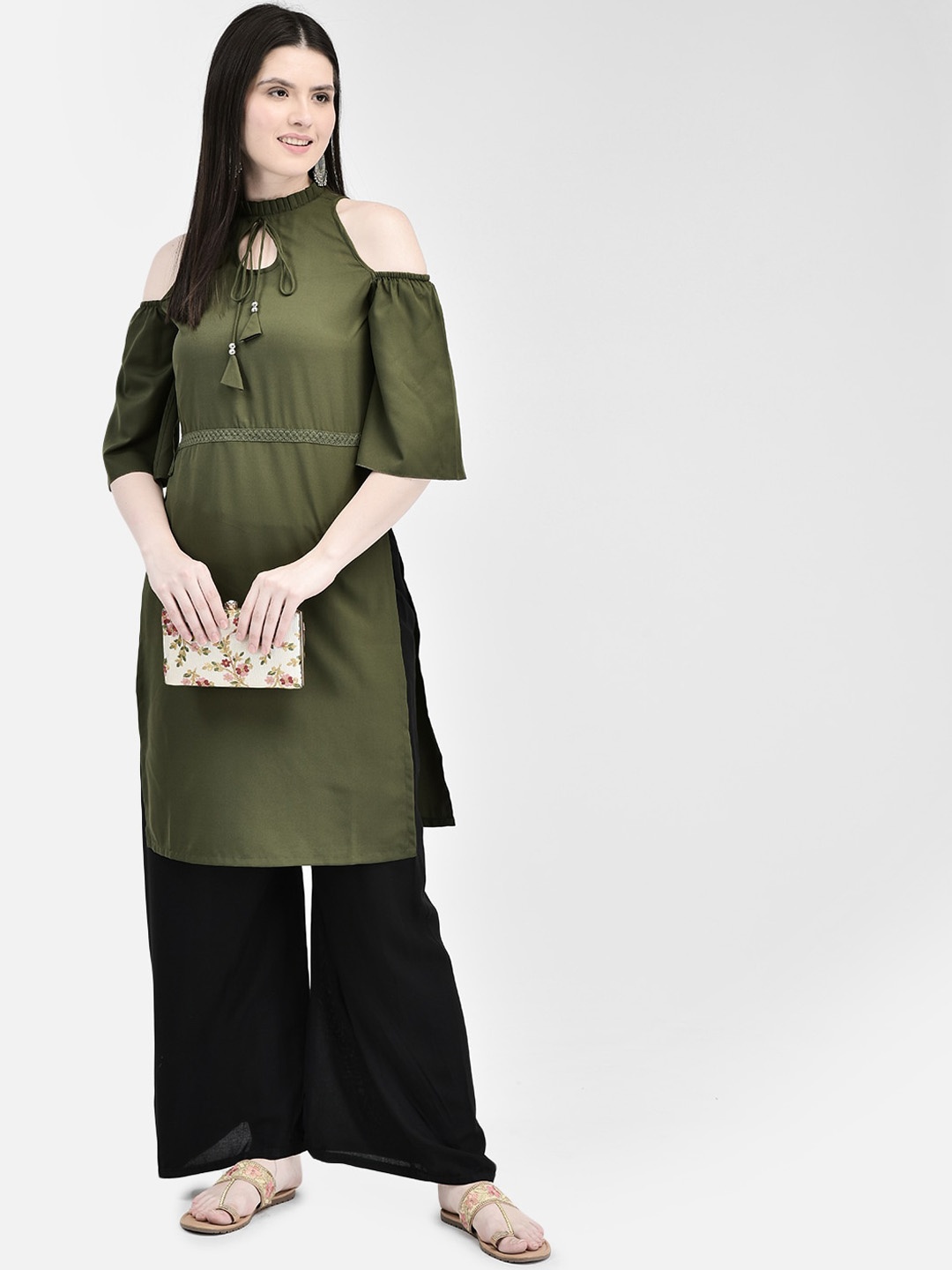 

Ojjasvi Keyhole Neck Cold-Shoulder Sleeves Kurta, Green