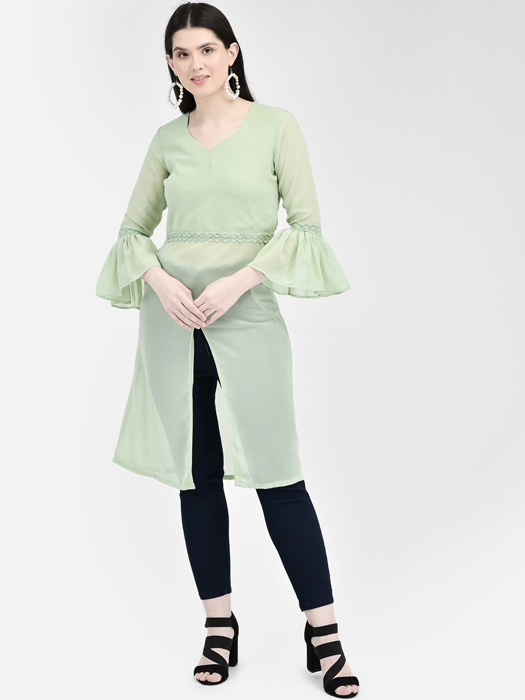 

Ojjasvi V-Neck Georgette Kurta, Green