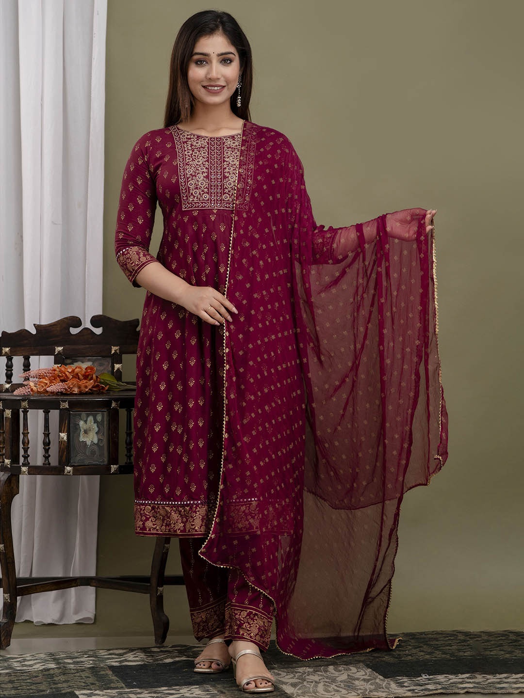 

Prakhya Floral Printed Regular Gotta Patti Kurta With Trousers & With Dupatta, Maroon