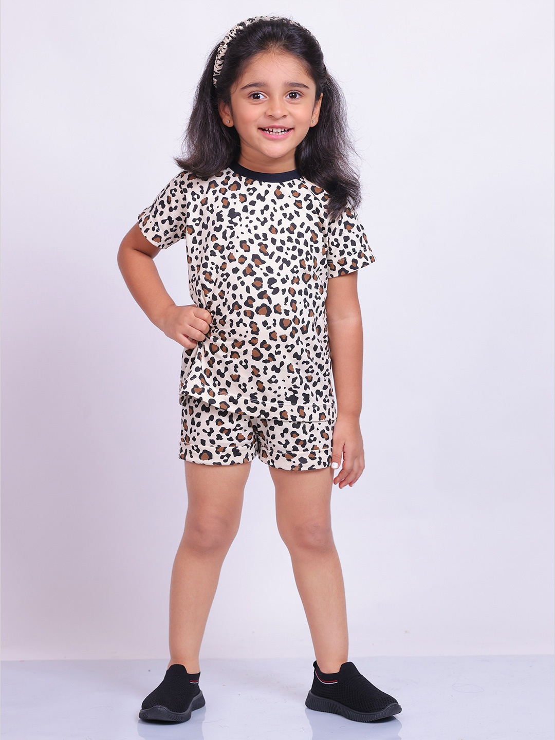 

Little Carrot Girls Animal Printed Pure Cotton T-shirt with Shorts, Cream