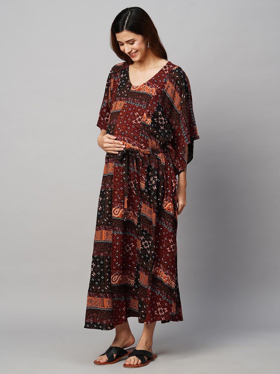 

MomToBe Ethnic Motifs Printed V-Neck Tie-Ups Kaftan Maternity Dress, Maroon