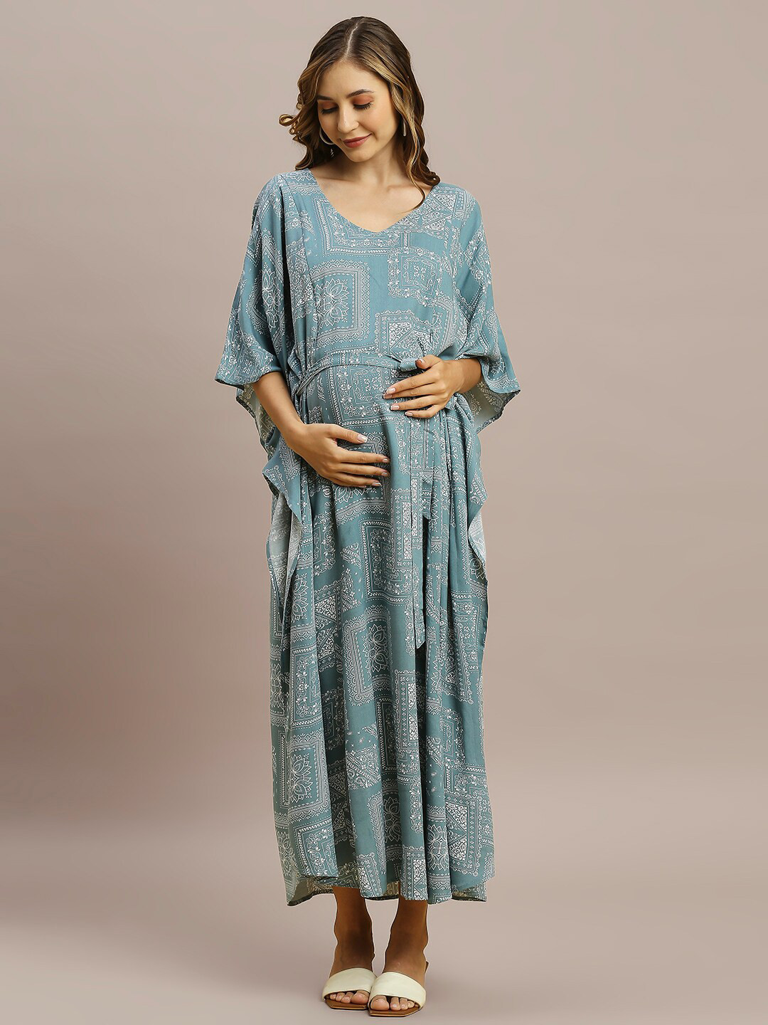 

MomToBe Ethnic Motifs Printed V-Neck Tie-Ups Kaftan Maternity Dress, Grey