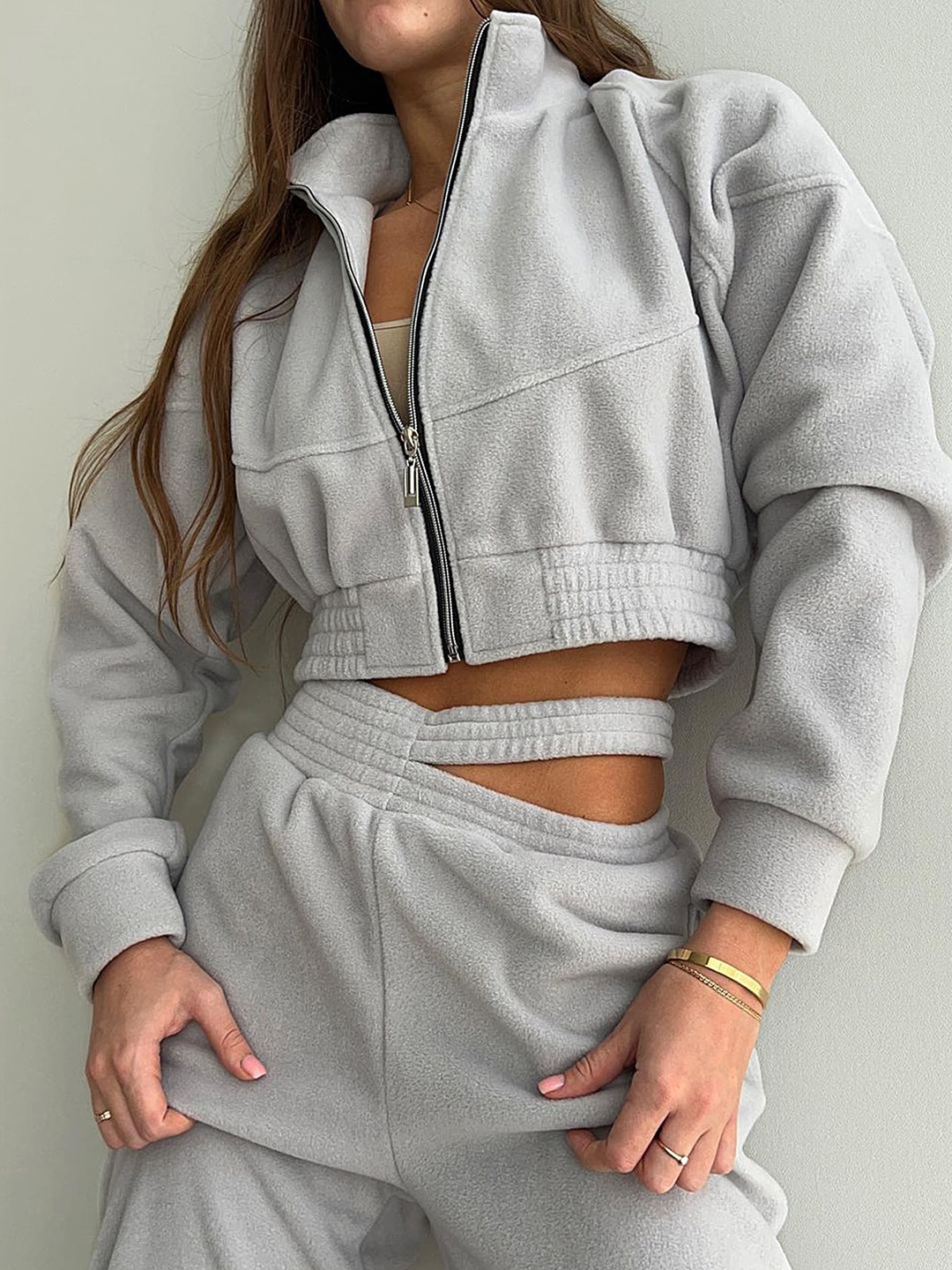 

LULU & SKY Mock-Collar Crop Sweatshirt With Joggers, Grey