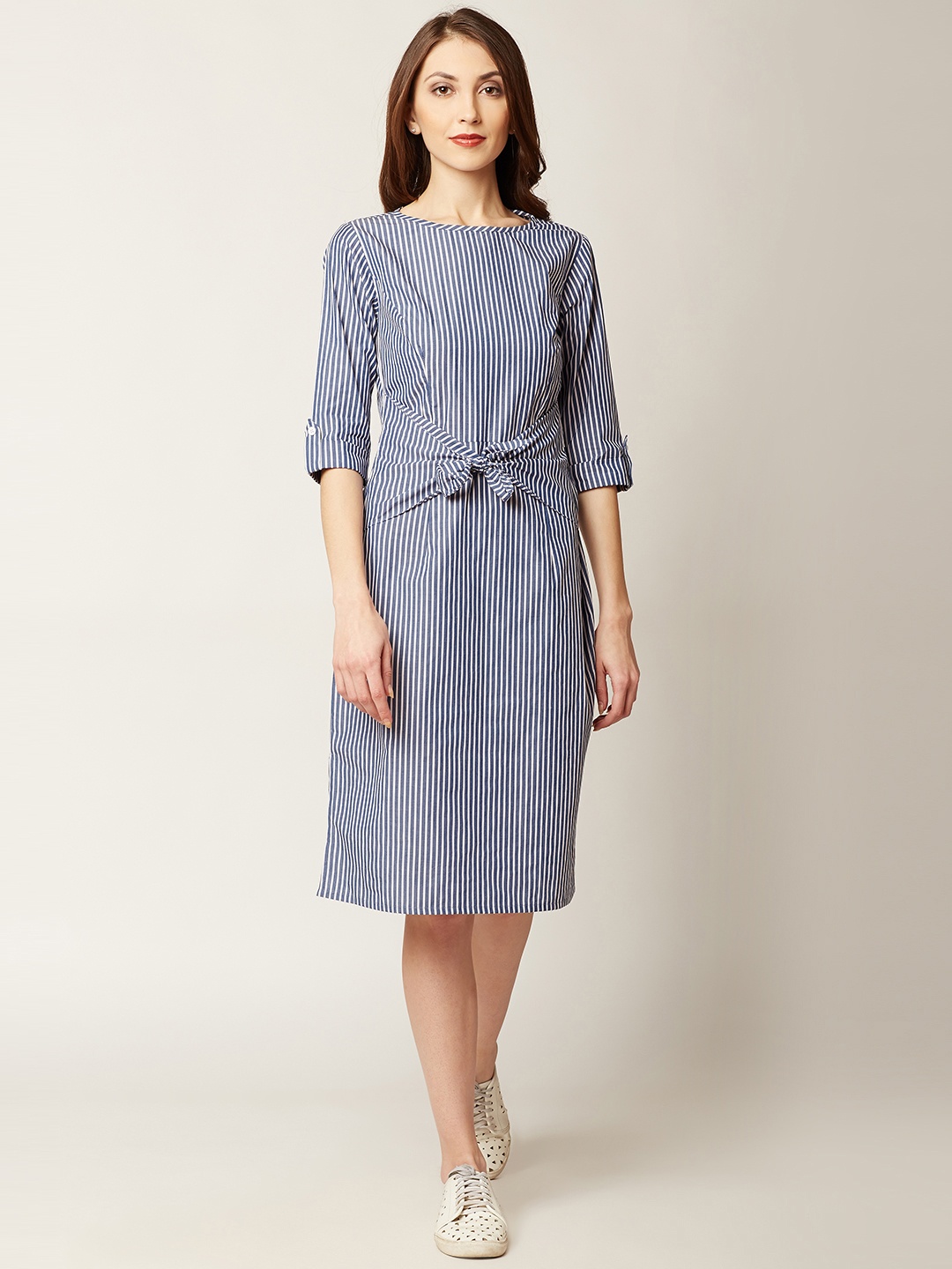 

Miss Chase Women Blue Striped Sheath Dress