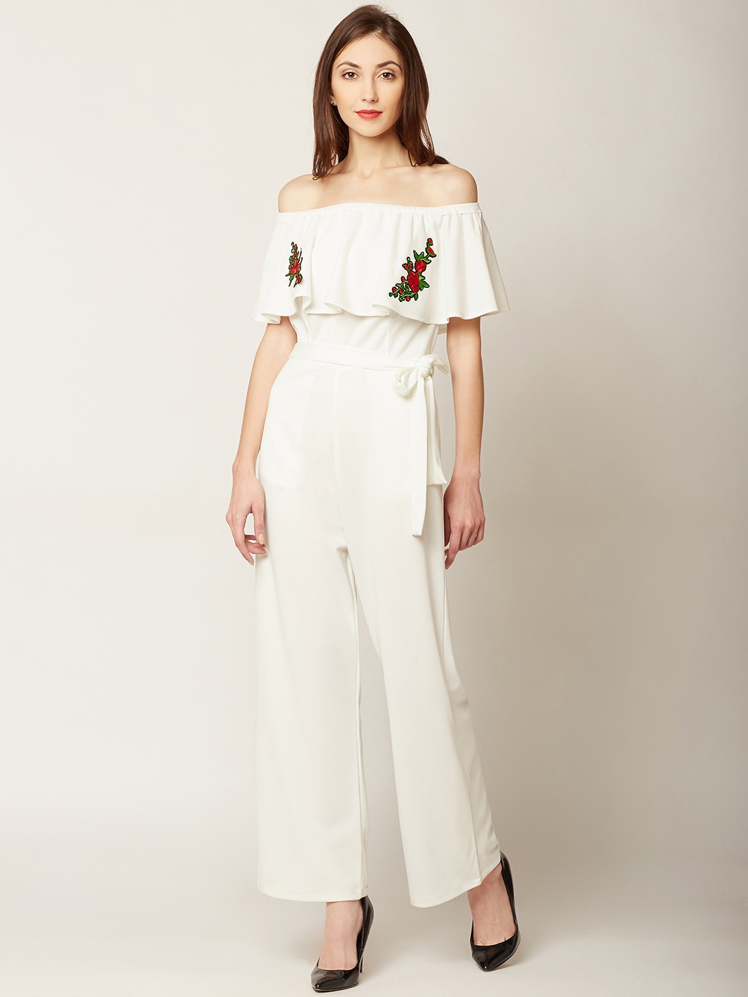 

Miss Chase Off-White Solid Basic Jumpsuit