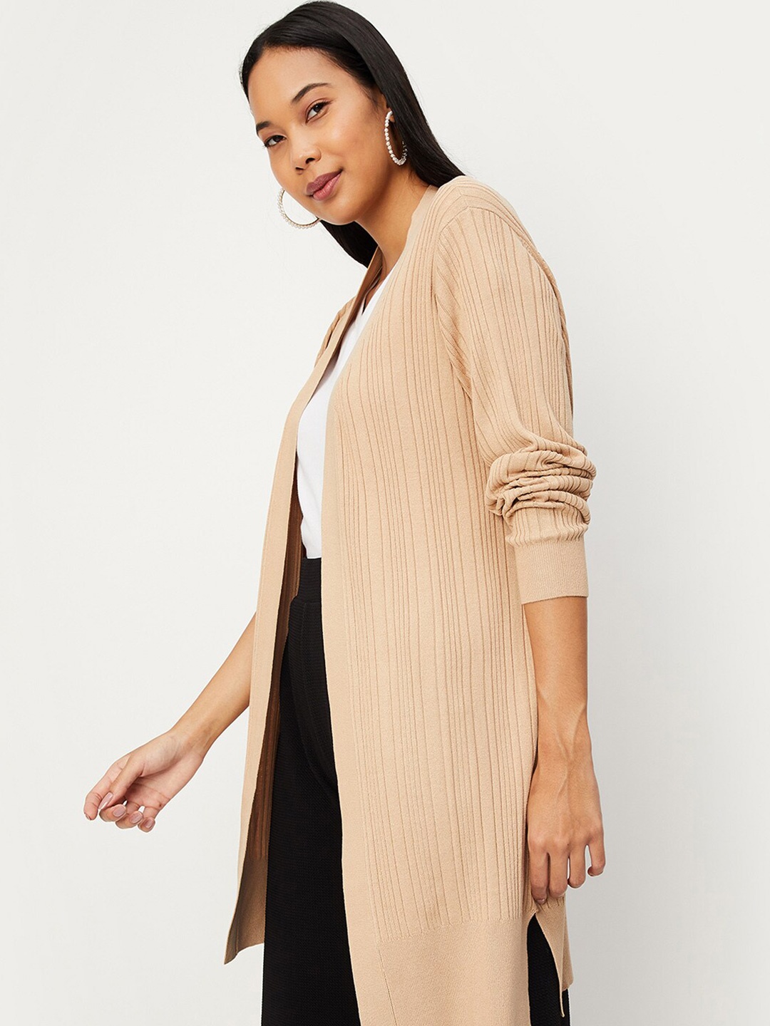 

max Self Design Longline Shrug, Beige