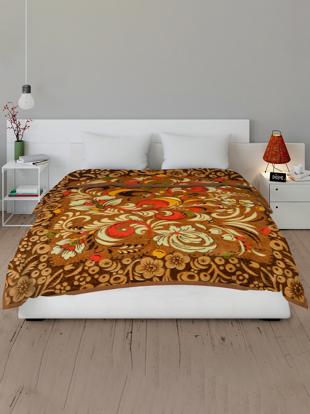 

Spangle Brown & Orange Ethnic Motifs Mink Heavy Winter 450 GSM Double Bed Blanket