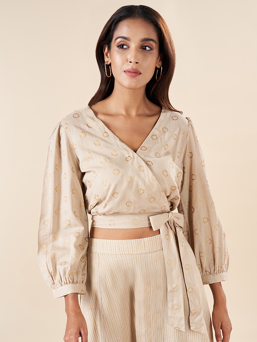 

AKKRITI BY PANTALOONS Floral Printed Puff Sleeves Tie-Ups Wrap Crop Top, Beige